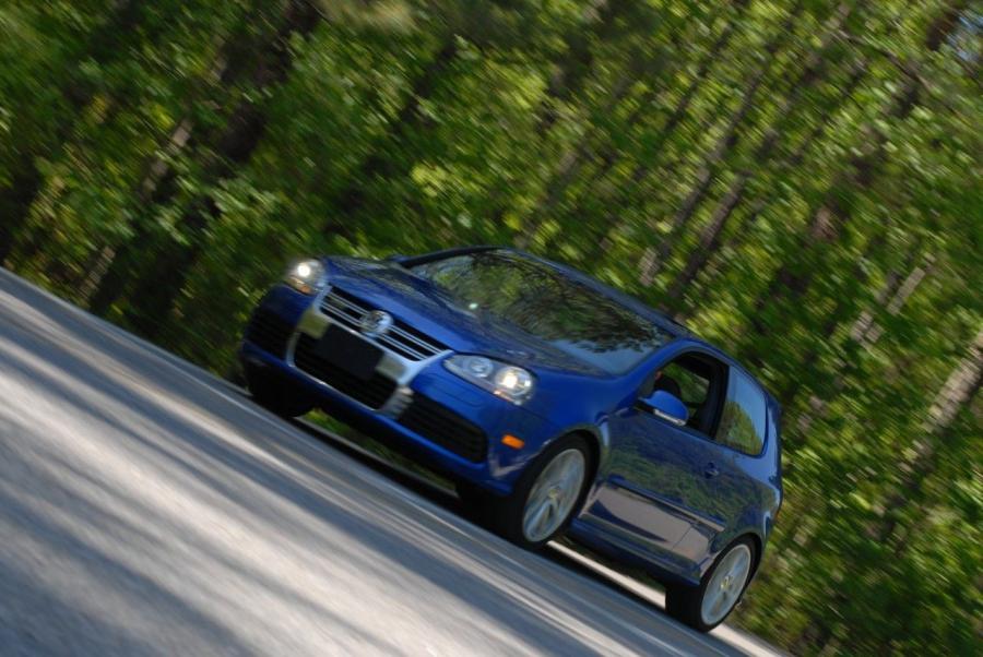  Volkswagen Golf R32 2008 года  (фото 18 из 62)